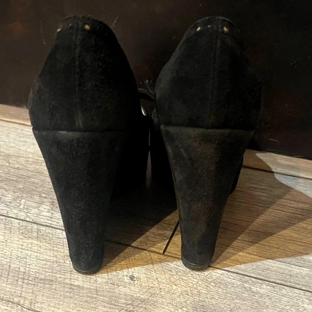 CHRISTIAN LOUBOUTIN AUTHENTIC SUEDE WEDGE HEELS 38